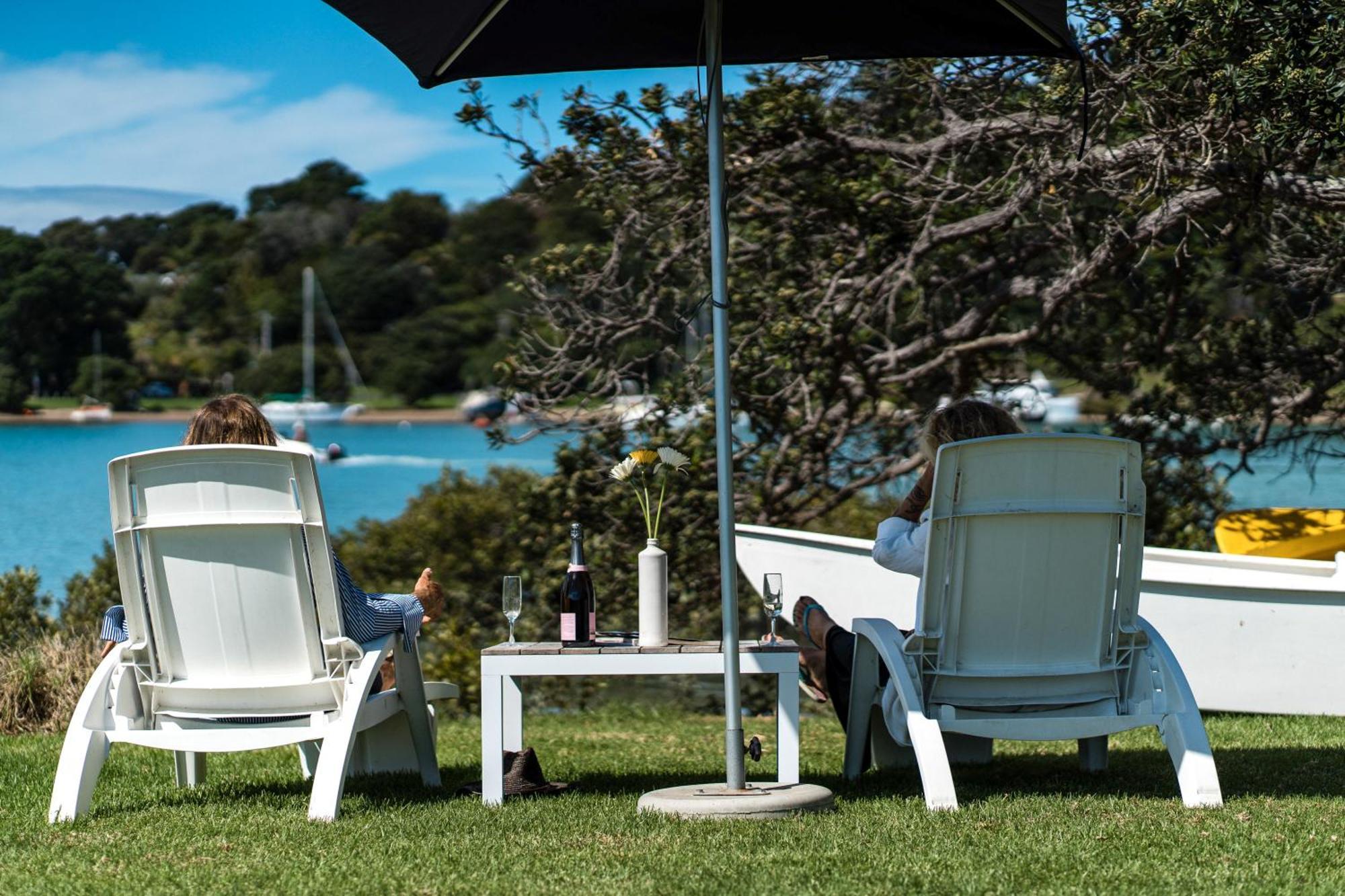 Boatsheds On The Bay, Waiheke Island Daire Ostend Dış mekan fotoğraf
