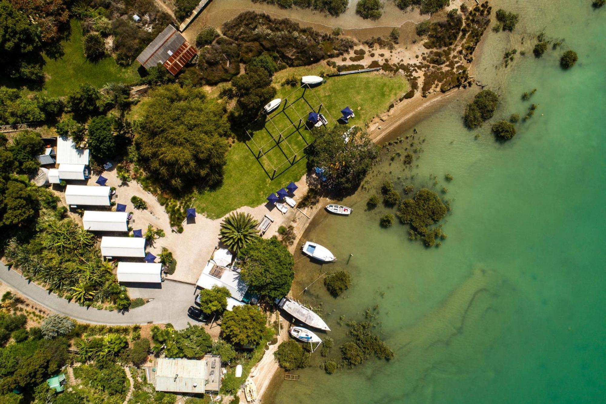 Boatsheds On The Bay, Waiheke Island Daire Ostend Dış mekan fotoğraf