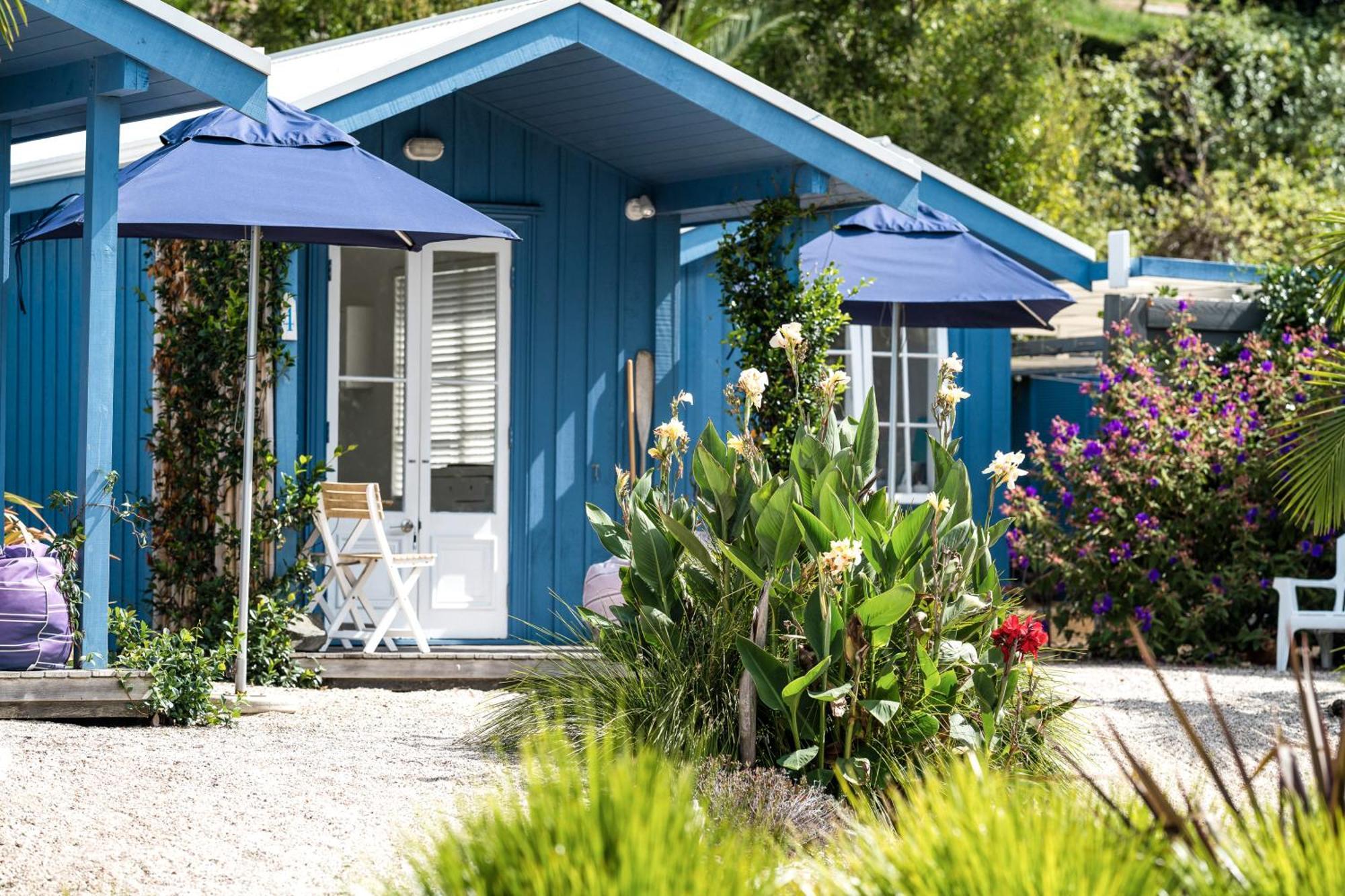 Boatsheds On The Bay, Waiheke Island Daire Ostend Oda fotoğraf